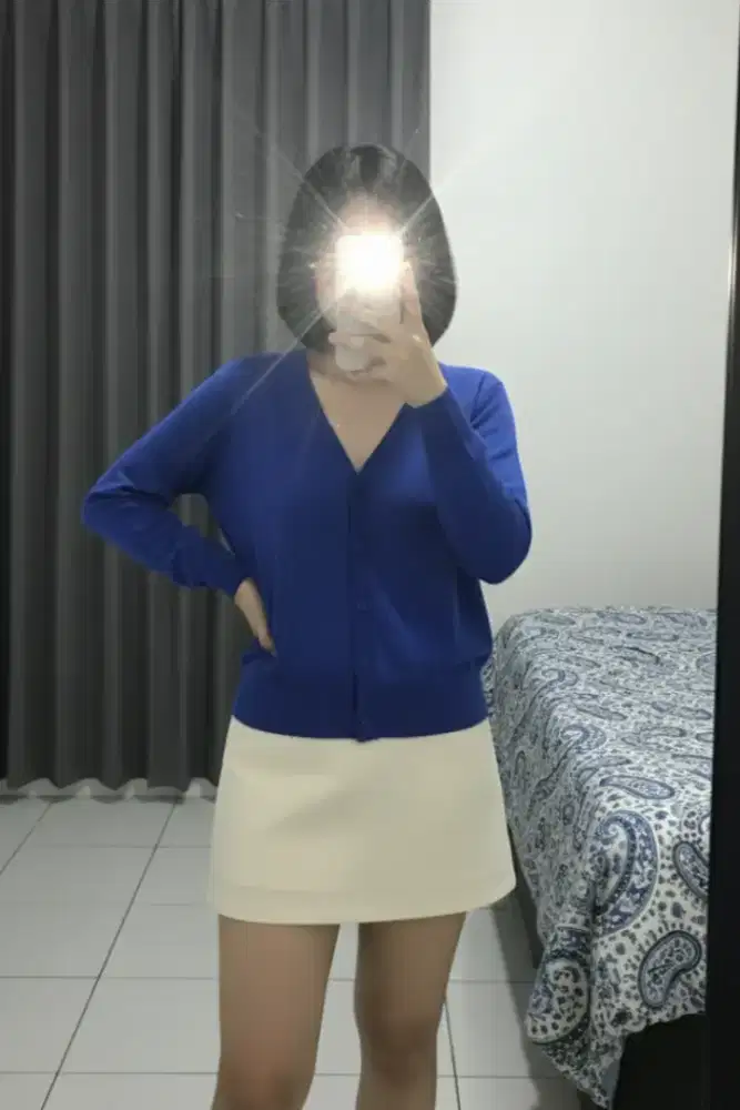 Cardigan Biru Royal by Uniqlo