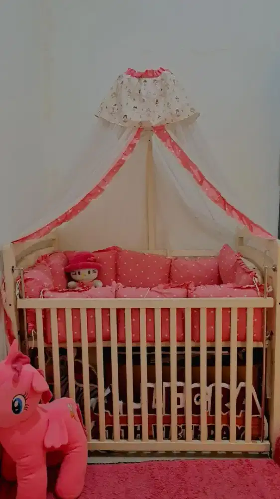 Box bayi Baby crib