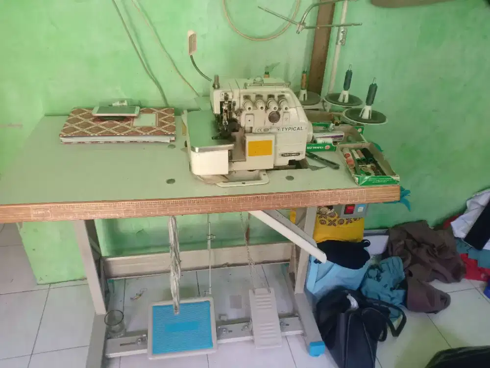 Jual cepat mesin obras 4 benang,kode 747