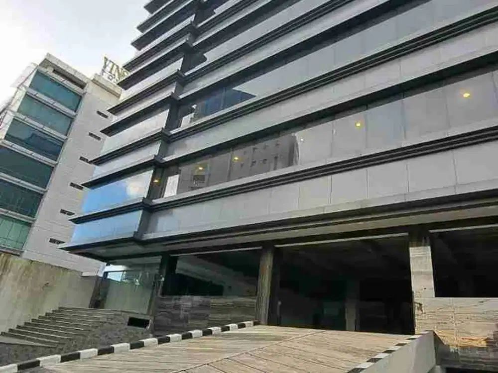 Gedung baru lokasi strategis 8lantai di Pondok pinang Jaksel