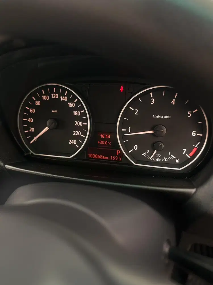 BMW 116i 2006 Bensin