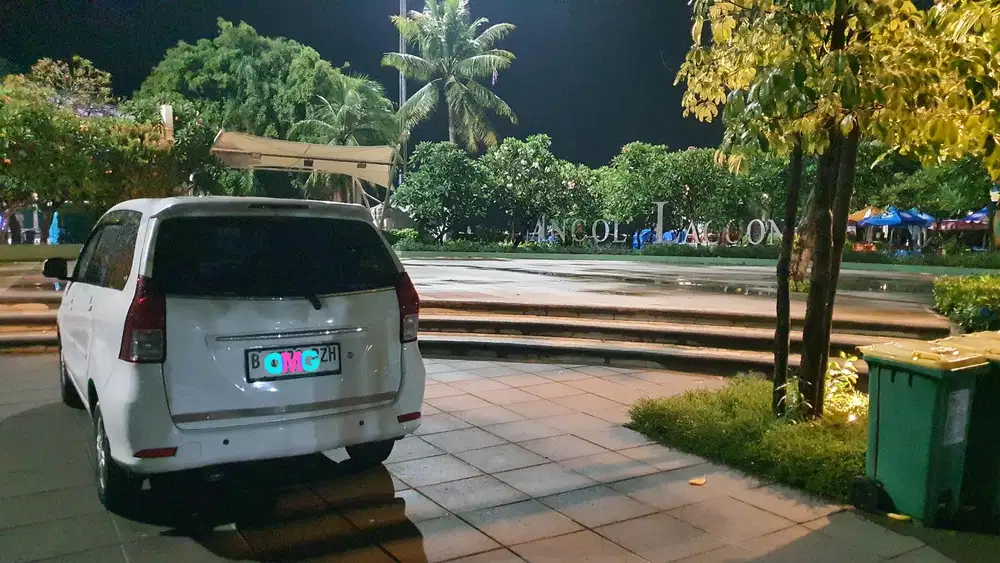 Daihatsu Xenia 2013 Bensin