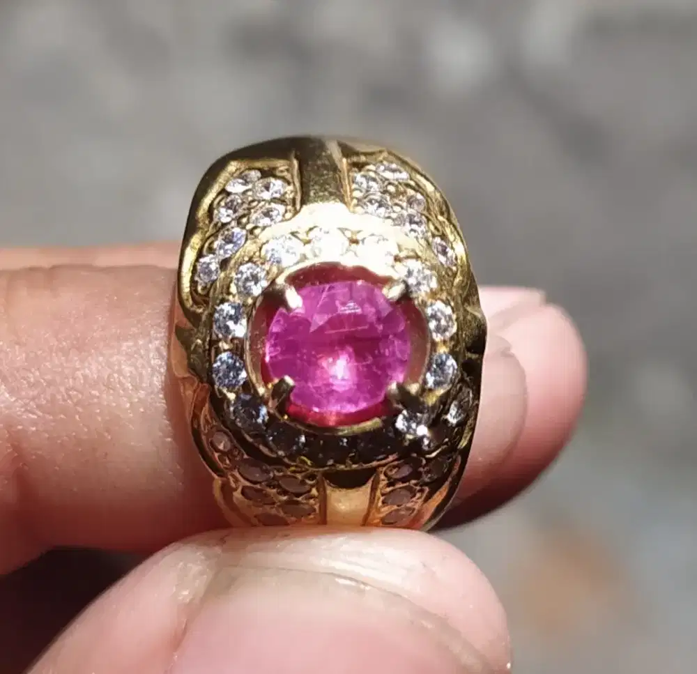 Cincin batu pink sapphire