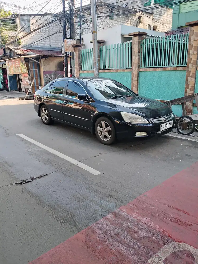 Honda Accord 2004 Bensin