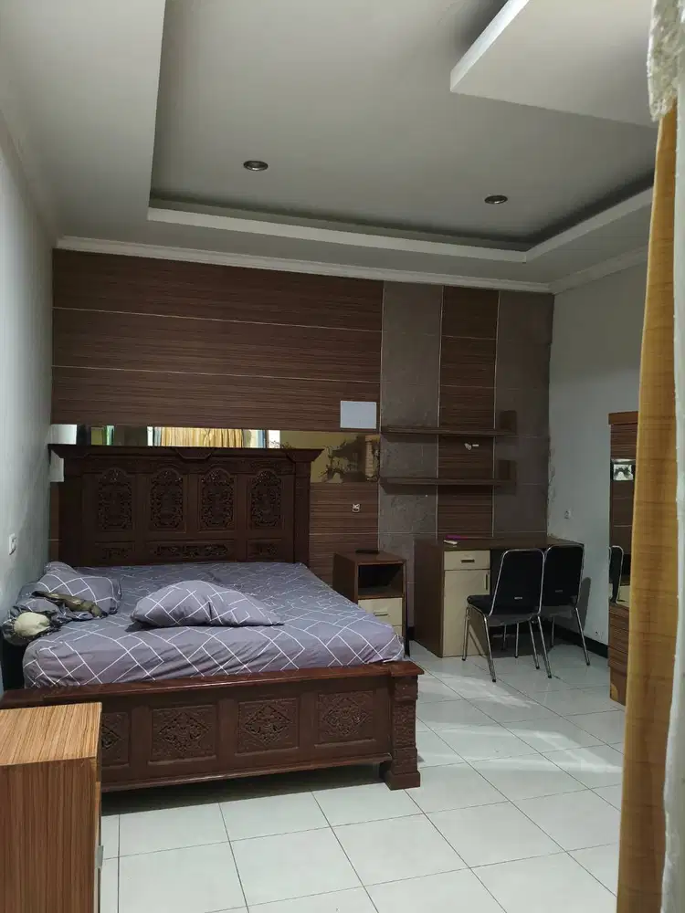 Kost Eksklusif tengah kota (area dekat tugu muda)