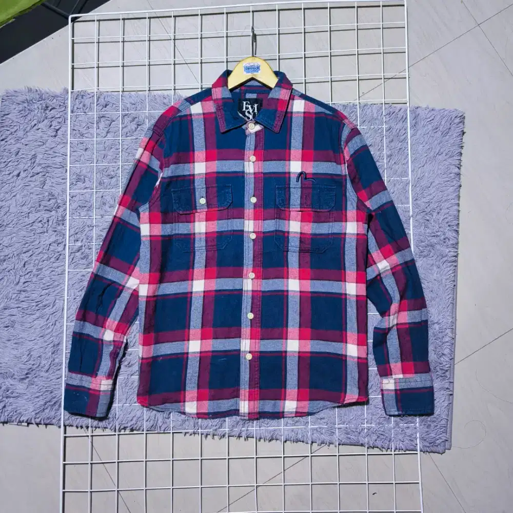 Evisu flanell long shirts
Sz M



Kond 9/10