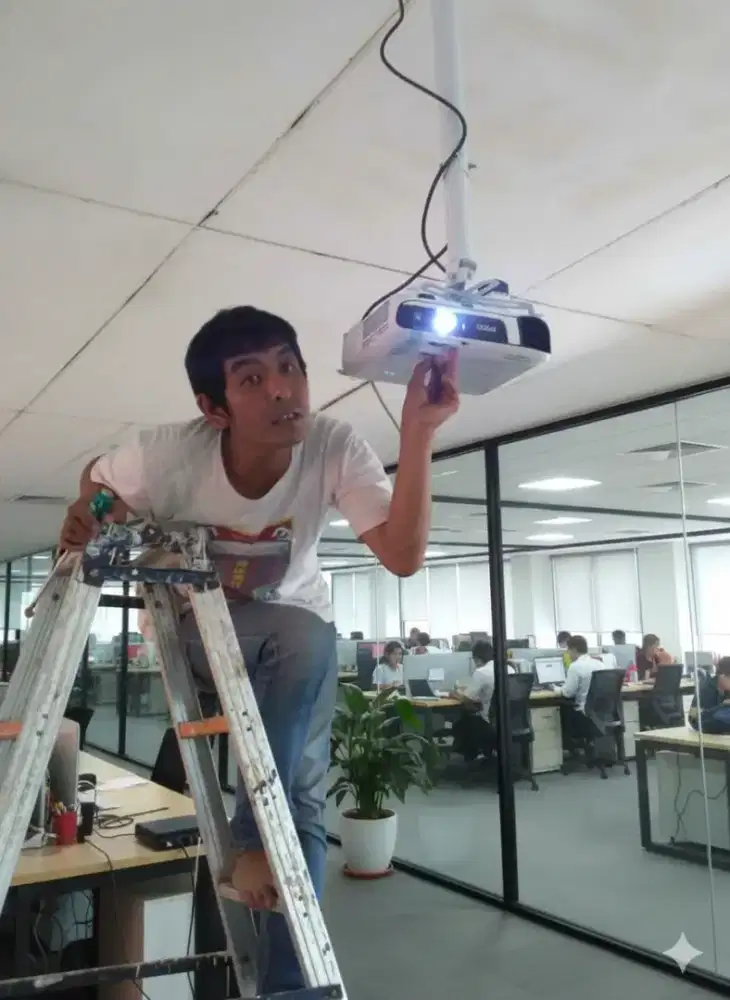 pasang & jual bracket buat gantungan proyektor infocus di plafon beton