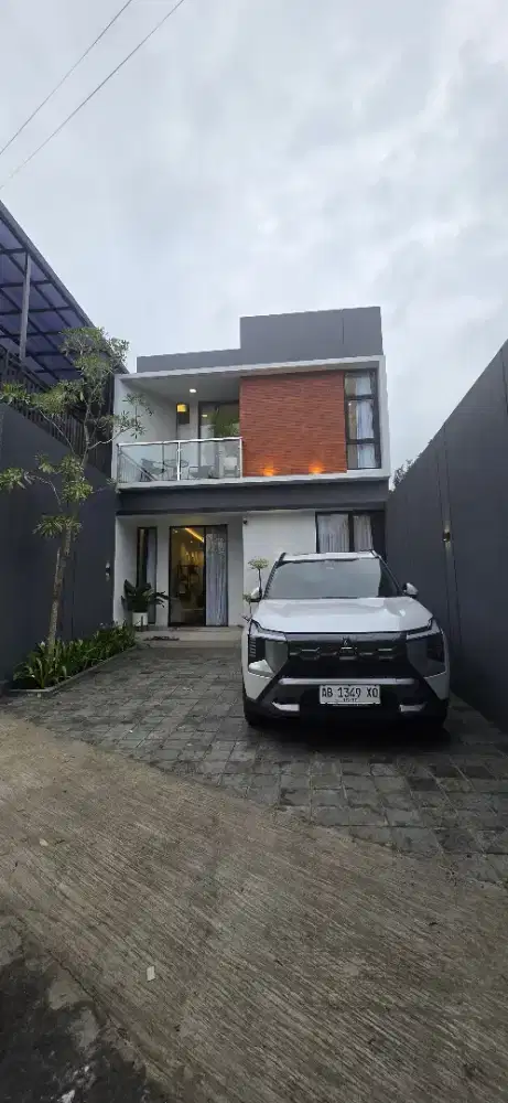 Jual Rumah Baru Jalan Kaliurang Dekat Kampus UII