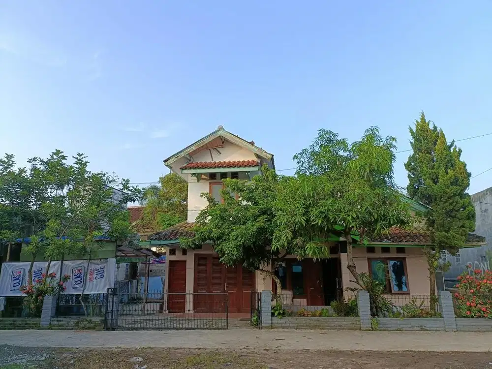 Dijual tanah dan bangunan daerah nanggeleng jawa barat