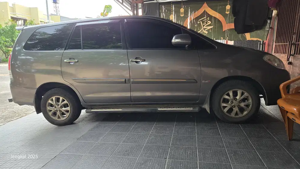 Toyota Kijang Innova 2011 Diesel