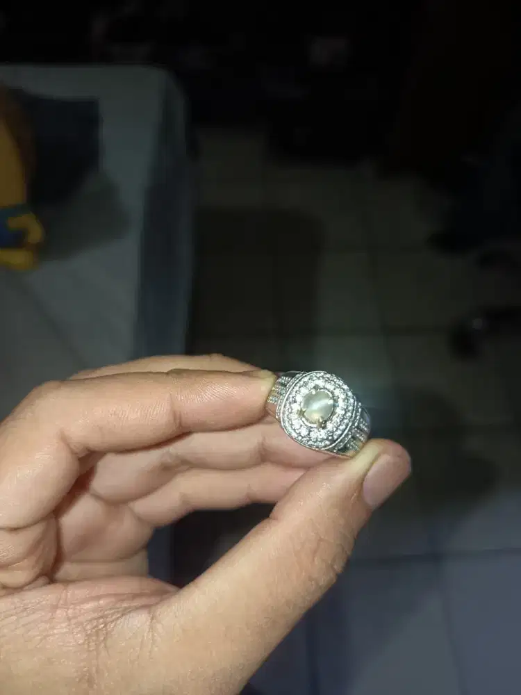 Natural Moonstone Cat's Eye 0,95 ct + Memo by GLI