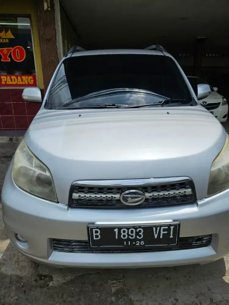 Daihatsu TERIOS TX AUTOMATIC TAHUN 2011