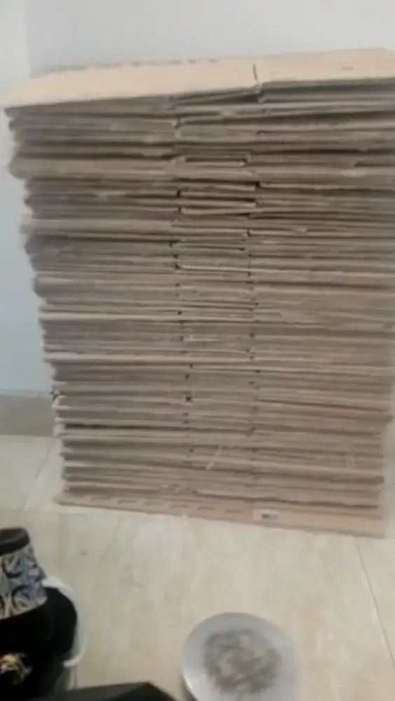 jual kardus bekas minuman gelas air mineral