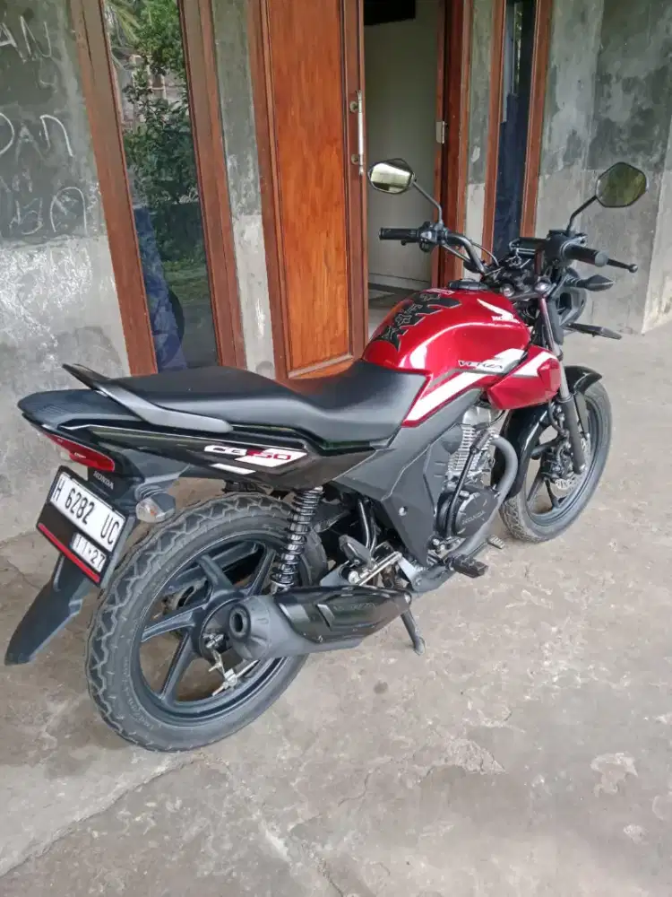 Honda cb150 VERZA CW 2022 kilometer 13 rb ban masih bawaan diler
