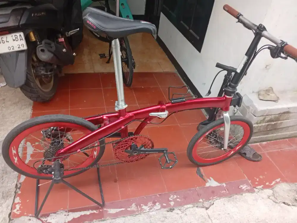 Sepeda lipat united dot