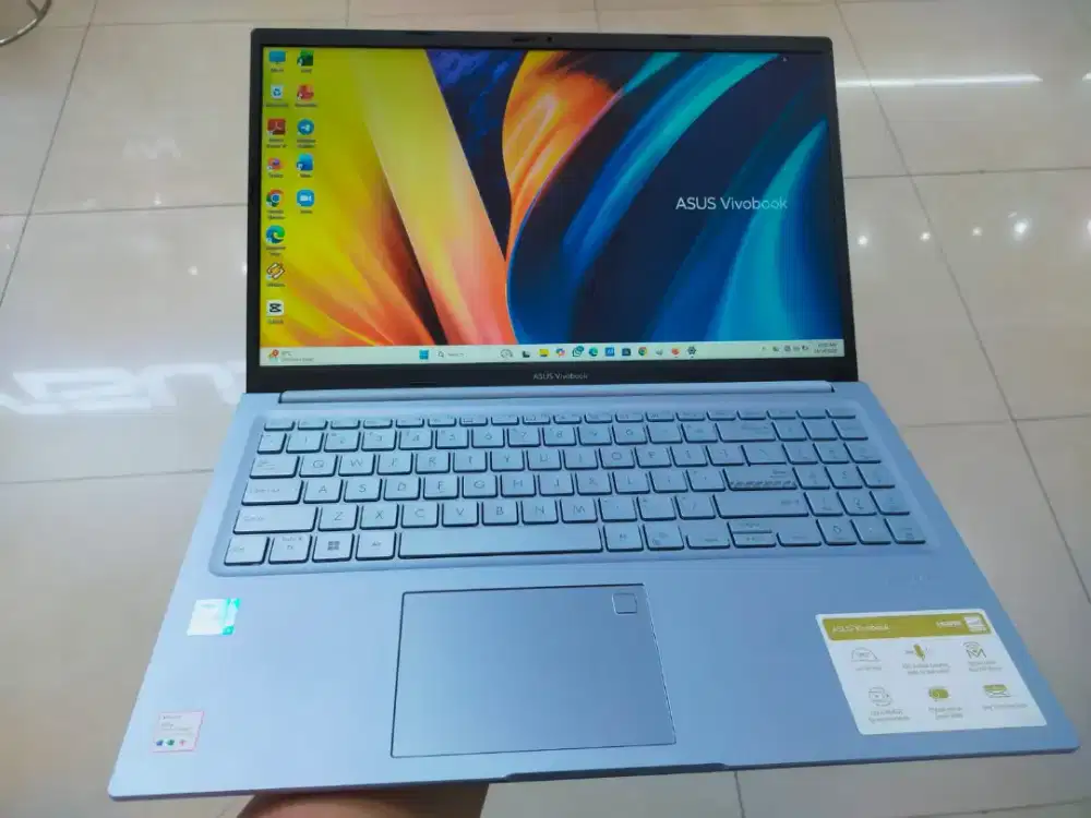 Dijual laptop Asus Vibobook intel i3 gen 12 Layar Touchscreen Ram 8GB