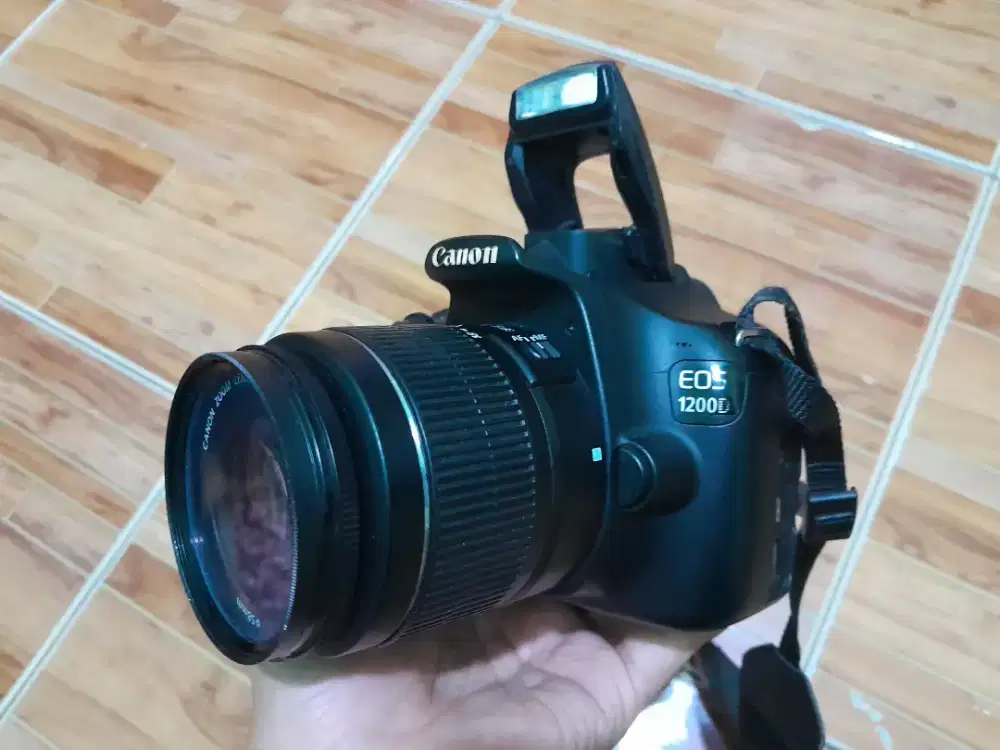 Kamera dslr Canon 1200D