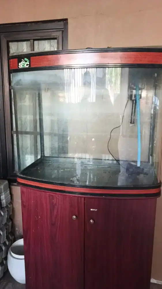Akuarium Boyu Bekas