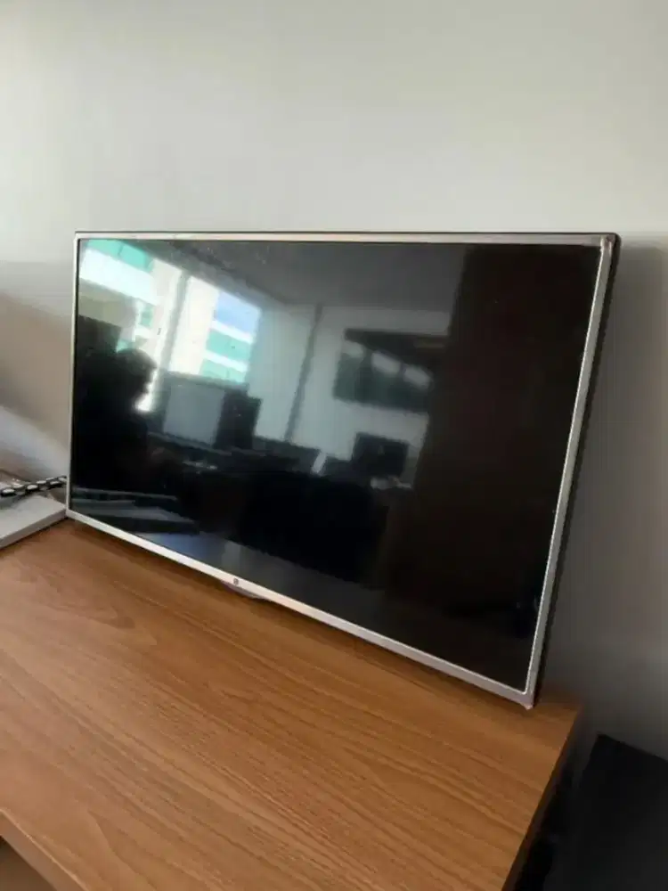 Tv led 42 inc merk LG smart tv