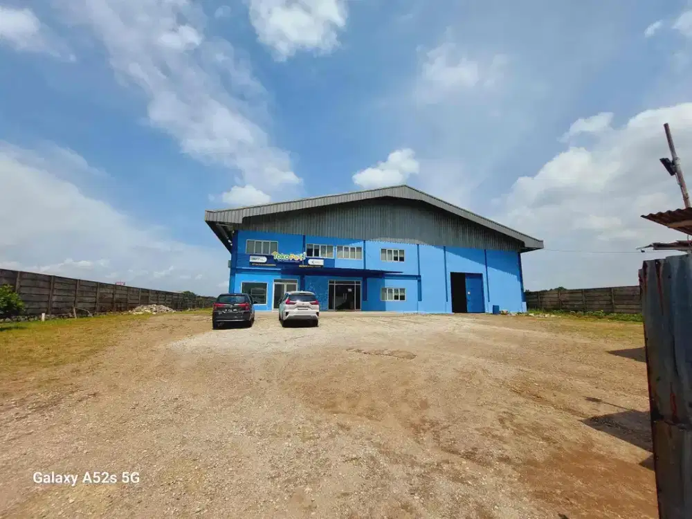 Disewakan Lahan dan Bangunan 50x200 Karawang Barat