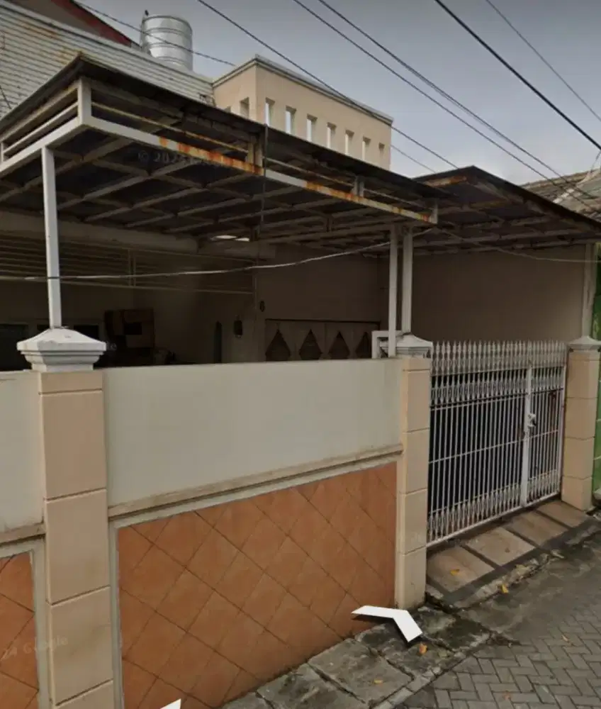 Dijual rumah pusat kota surabaya 2 lantai siap huni