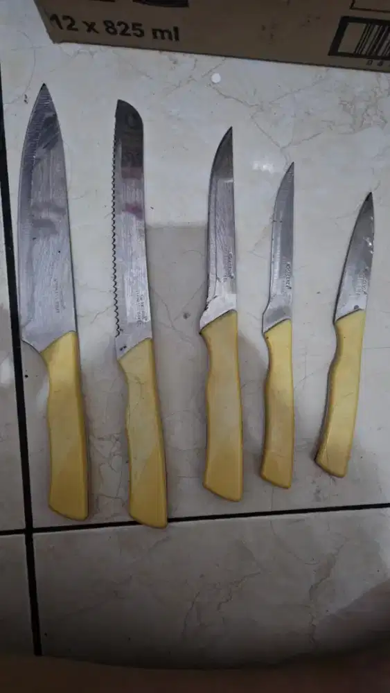 1 set pisau dapur merk vicenza