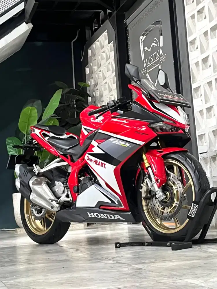 HONDA CBR 250 ABS SP QS 2022 - Chintia Mustika