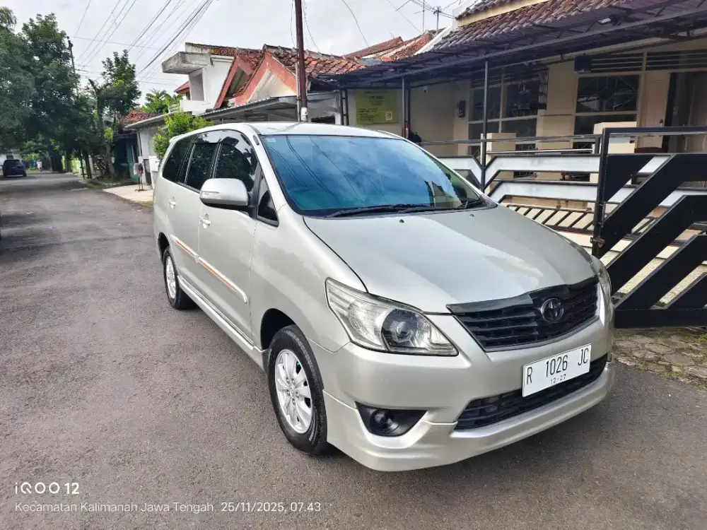 Innova 2.5 G disel matic 2kd 2012