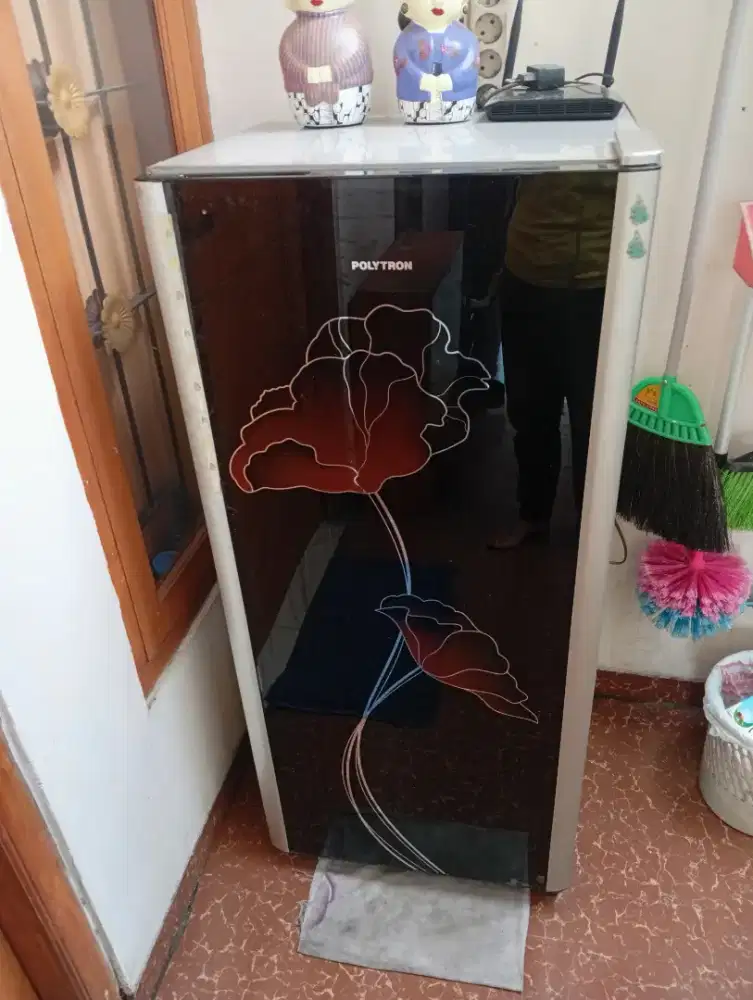 Kulkas 1 pintu dan Freser