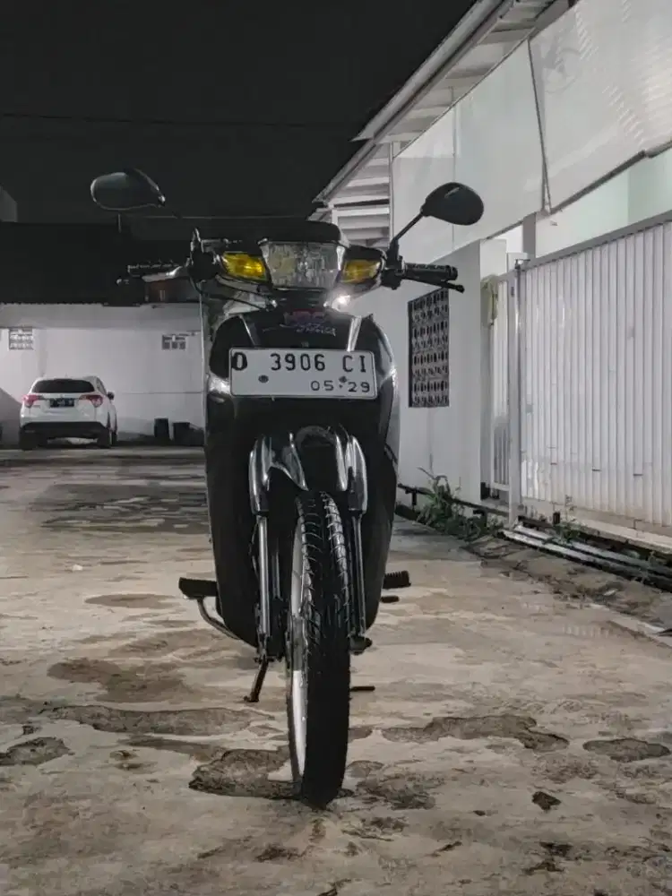 Supra V 2002  sesuai gambar