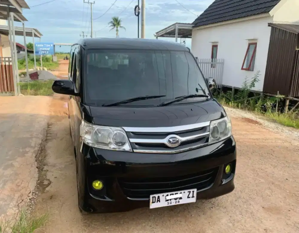 Daihatsu Luxio Type X Manual