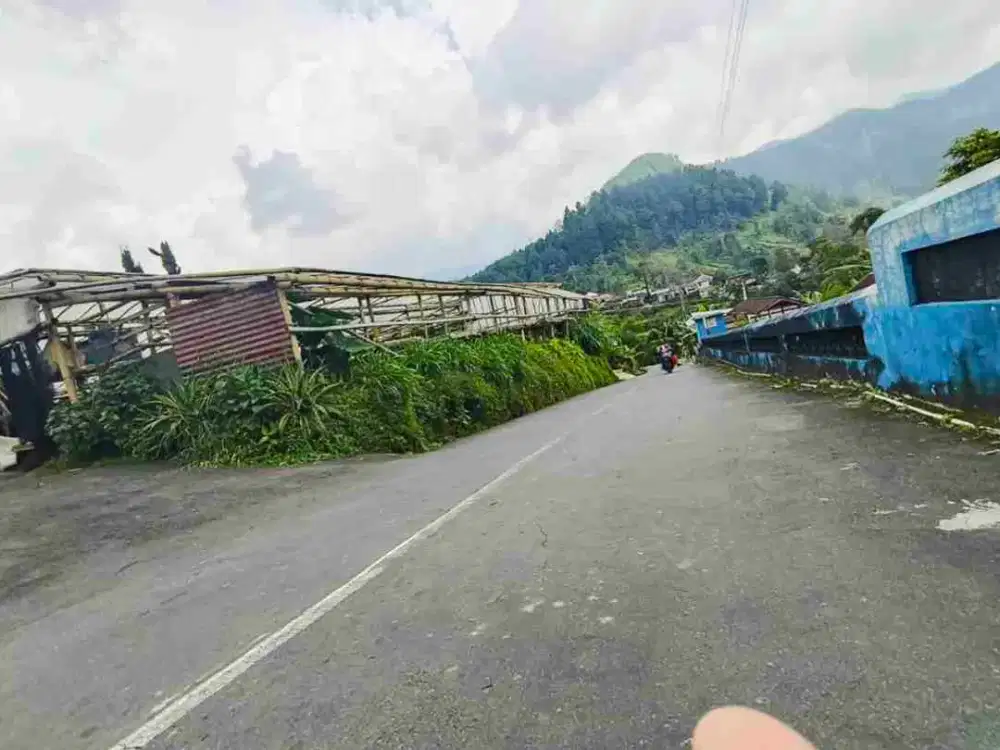 Tanah Tawangmangu 3990Mt, Ld 60Mt, dkt lapangan Bener, Karanganyar