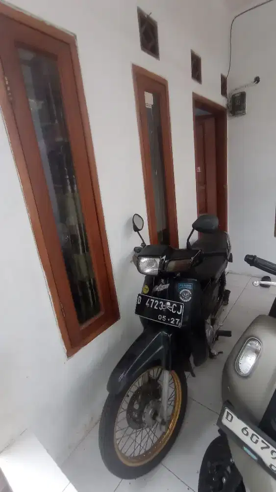 Honda Astrea legenda 2