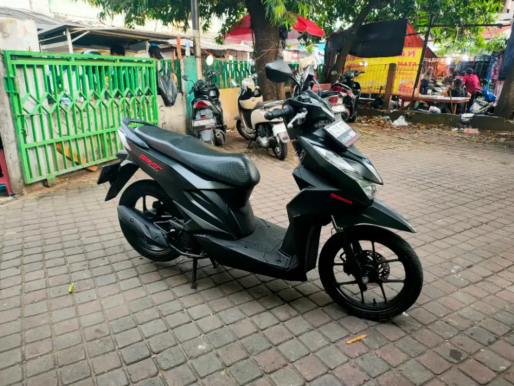 Honda Beat Deluxe 110 CC PGM-FI EPS Tahun 2023