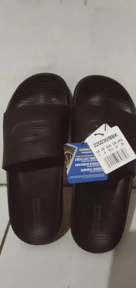 Sandal Skechers Hyperburst