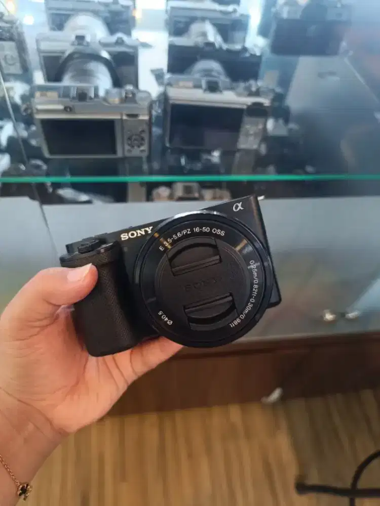 Sony Zv-E10 Second Like New