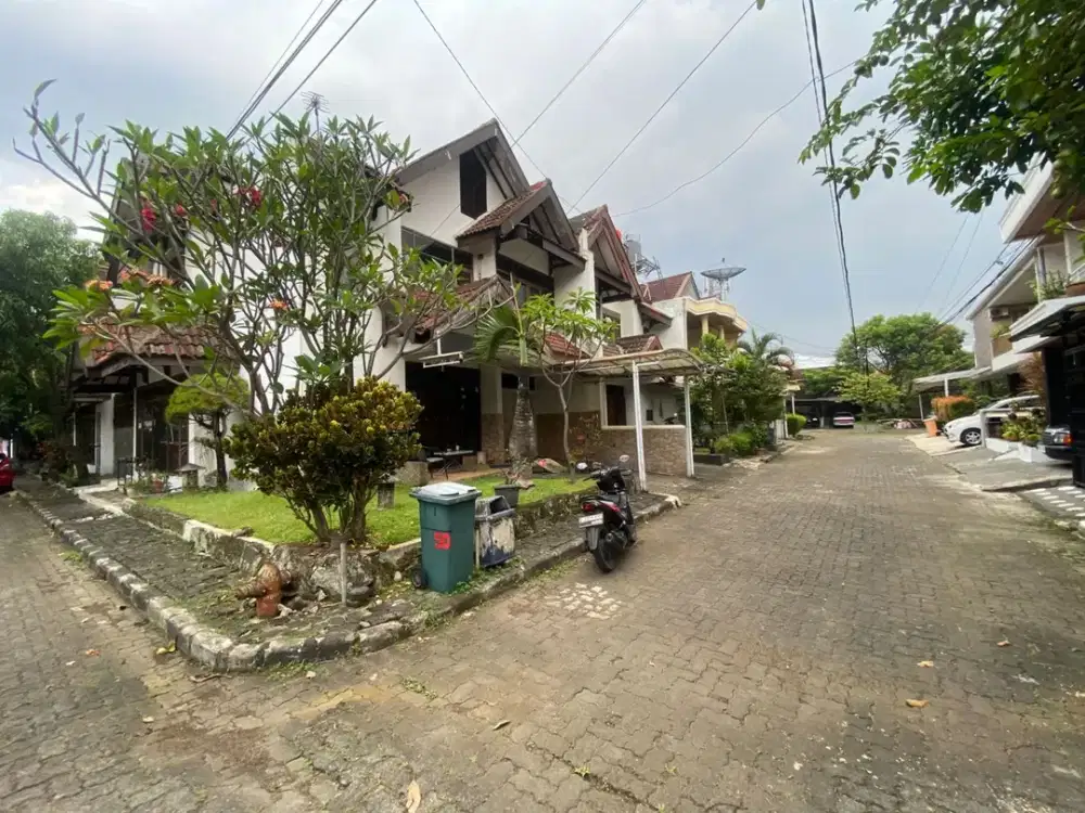 Lelang rumah komp tulip 0ermai kebon waru bandung