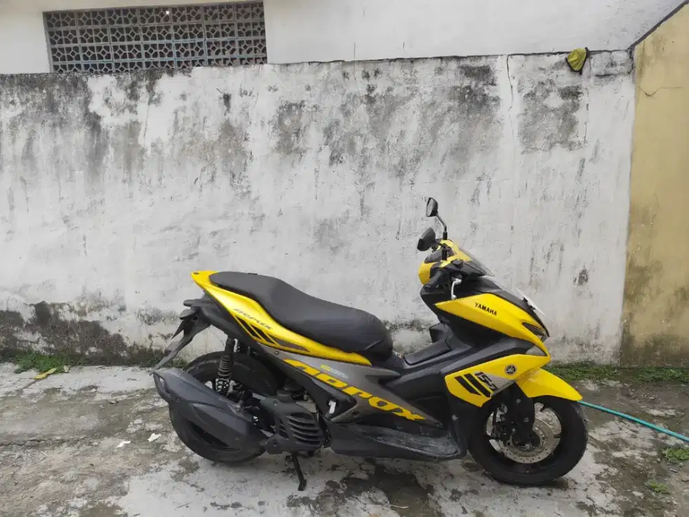 Yamaha Aerox 2018 Kuning Sporty – Plat S, Pajak Hidup, Siap Gas!