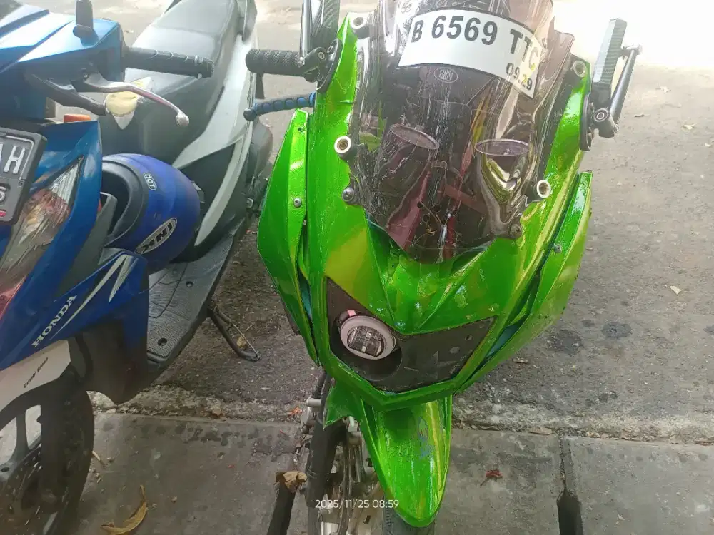 KAWASAKI ATHLETE 2008