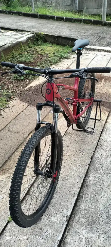 Sepeda MTB Polygon Siskiu D5