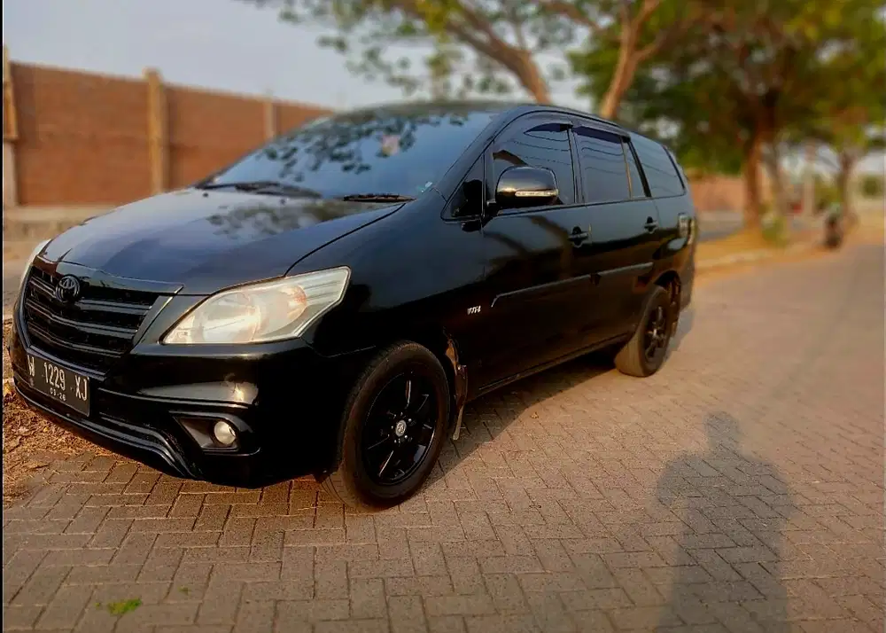 Toyota Kijang Innova 2008 Bensin