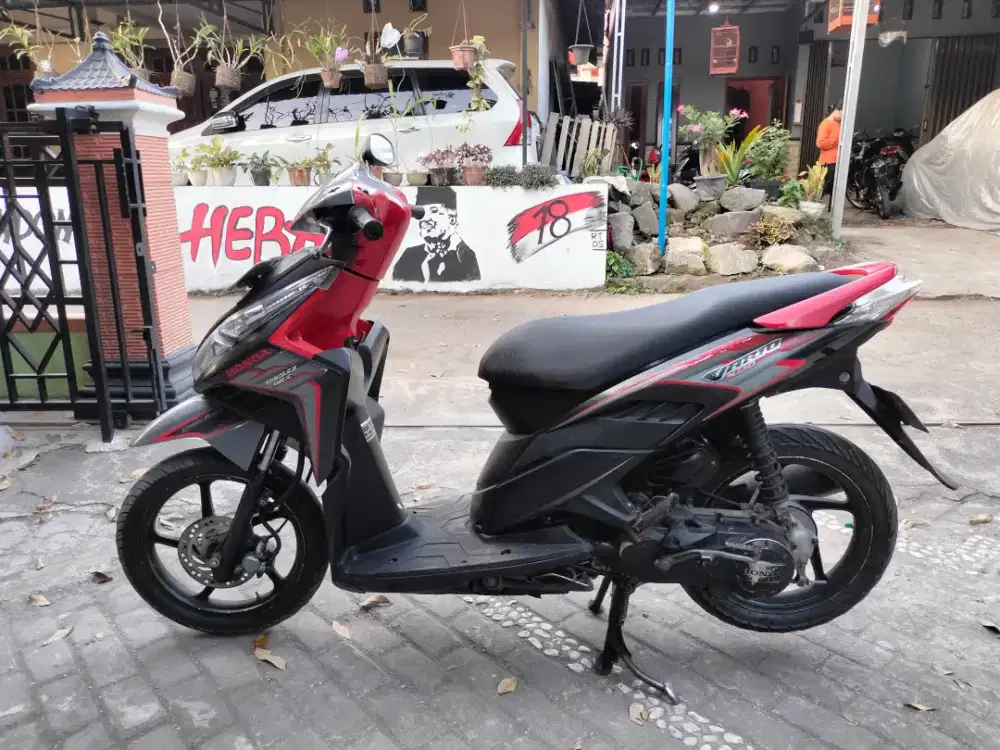 Honda Vario techno tahun 2011 plat AB kota