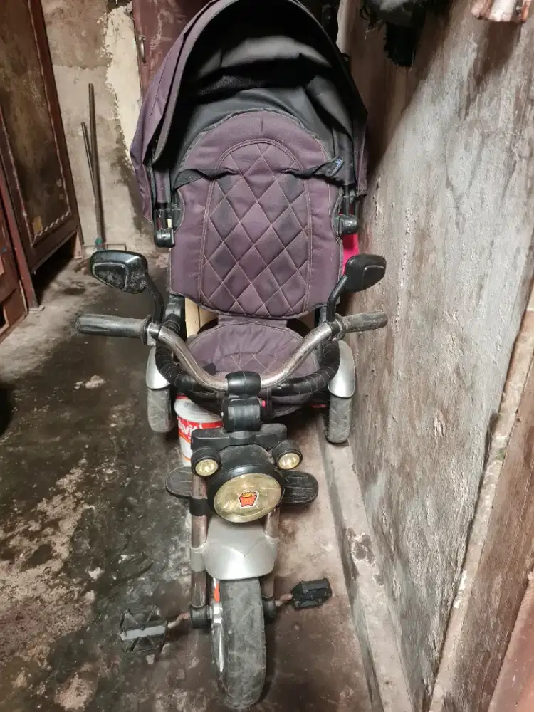 Dijual sepeda second pacific Jr warna hitam seri 5199