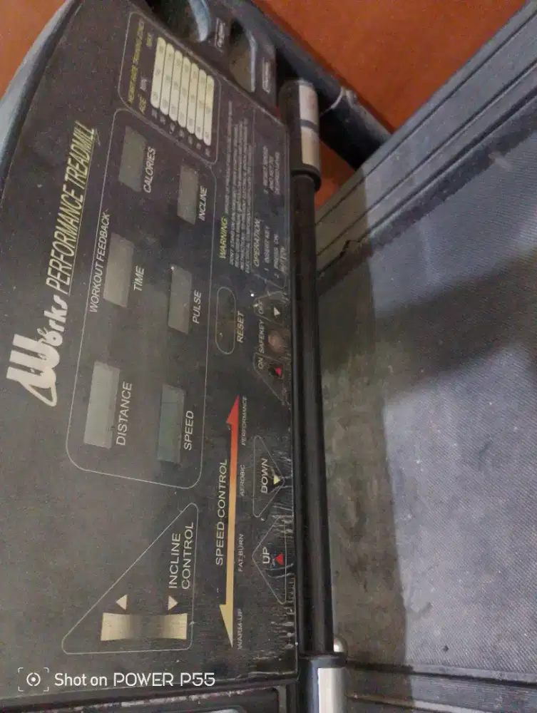Treadmill bekas