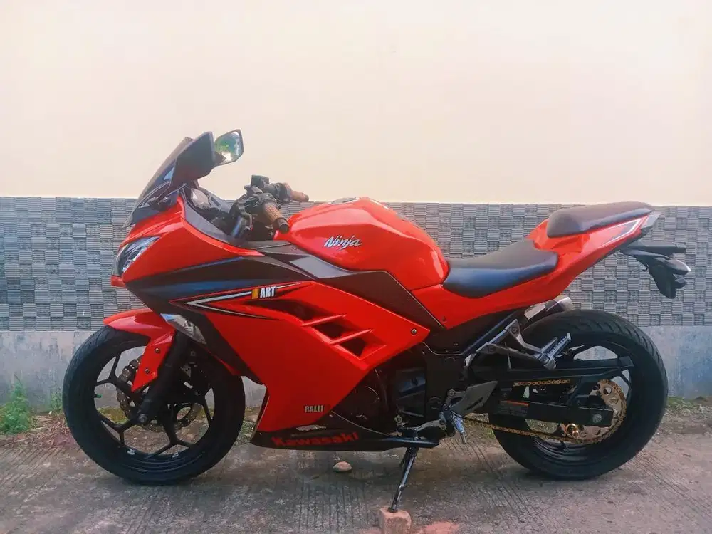 58@: DP:2,500RB B BEKASI NINJA250FI CBS MERAH