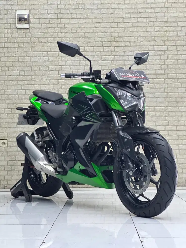 NAKED IDAMAN‼️ Kawasaki Z250 2016 Hijau Favorit - Dava Mustika