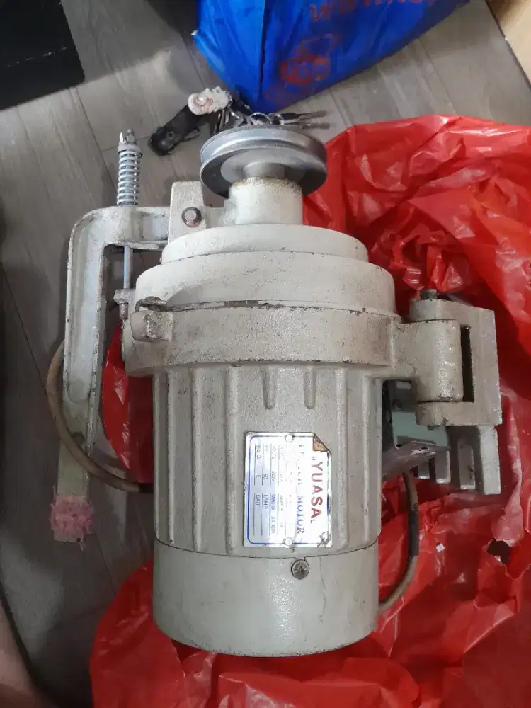 Dijual cepet dinamo mesin jahit yuasa