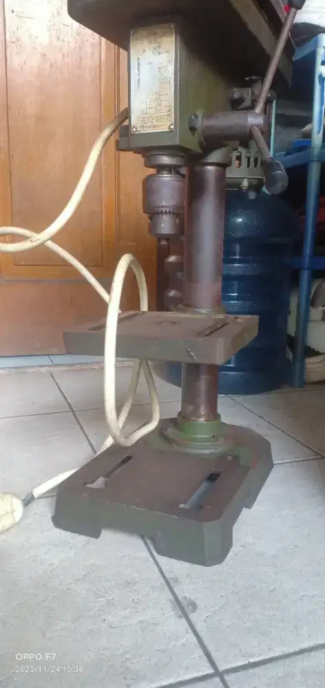 Mesin bor duduk West Lake 13mm