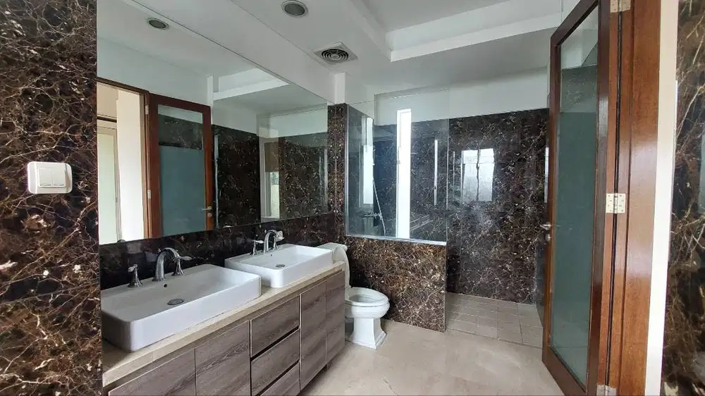 Jual Rumah Pondok Labu Cilandak Townhouse dekat mall One Belpark