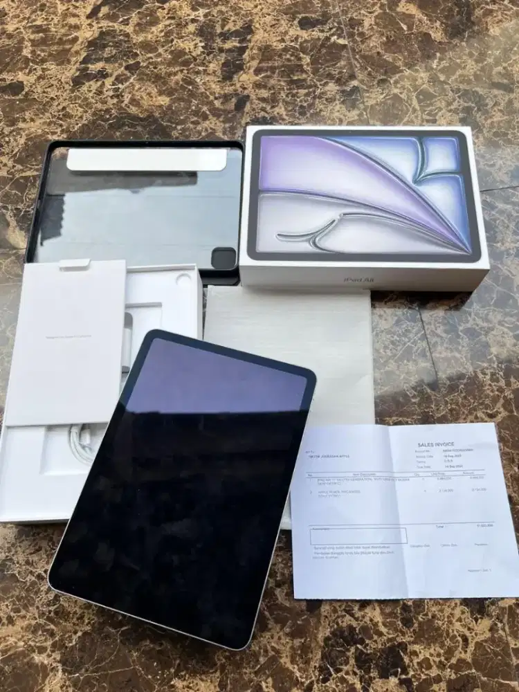 ipad air 7 M3 128gb fullset garansi on like new